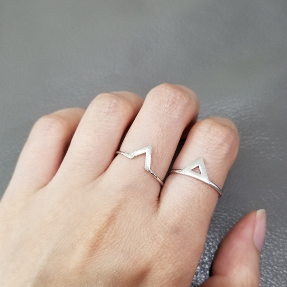 Wanderlust & Co Set of 2 Silver Rings - Picture 1 of 6